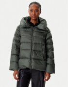 Hetregó Пухено яке Clara 8P601 25WD02 Regular Fit