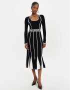 Karl Lagerfeld Плетена рокля 245W1330 Slim Fit