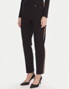 Lola casademunt Чино панталони LF2514021 Regular Fit
