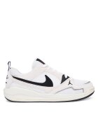 Nike Сникърси Jordan CMFT Era HJ6777 100