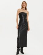Only Рокля от имитация на кожа Esther 15334722 Slim Fit