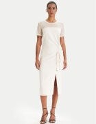 Patrizia Pepe Коктейлна рокля 8A1596/A701-W409 Екрю Regular Fit