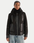 Patrizia Pepe Кожух 2O0176 E075 Regular Fit