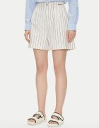 Pepe Jeans Шорти от плат Henar PL801163 Loose Fit