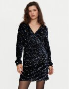 Pieces Коктейлна рокля 17133626 Slim Fit