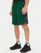 Reebok Спортни шорти Train Motion 100075354 Зелен Regular Fit