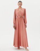 Rinascimento Официална рокля CFC0123670003 Regular Fit