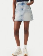 Tommy Jeans Дънкова пола DW0DW22716 Светлосиньо Mom Fit