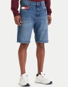 Tommy Jeans Дънкови шорти Otis DM0DM22991 Regular Fit