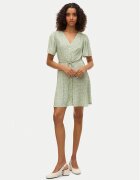 Vero Moda Лятна рокля Alba 10292845 Regular Fit