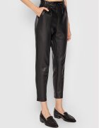 Vero Moda Панталони от имитация на кожа Eva 10205737 Relaxed Fit