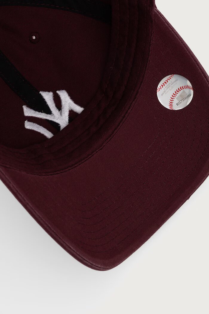 47 Brand шапка с козирка от памук MLB New York Yankees бордо B-NLRGW17GWS-KM