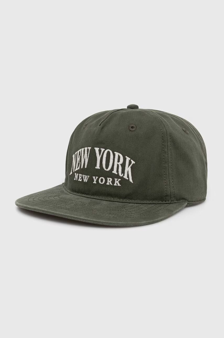 Abercrombie & Fitch Памучна шапка с козирка