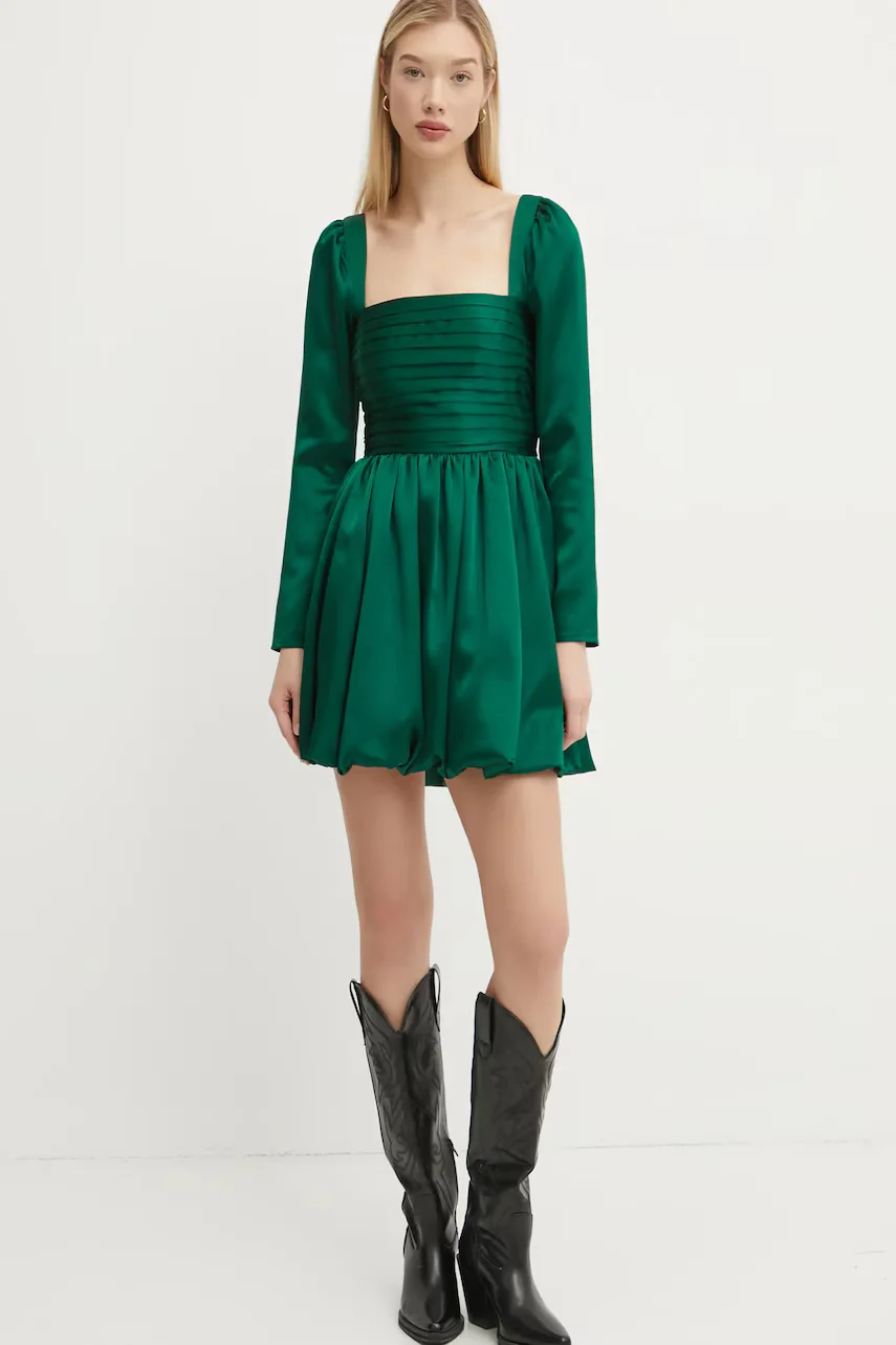 Abercrombie & Fitch Рокля