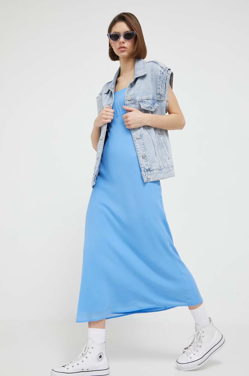 Abercrombie & Fitch Рокля