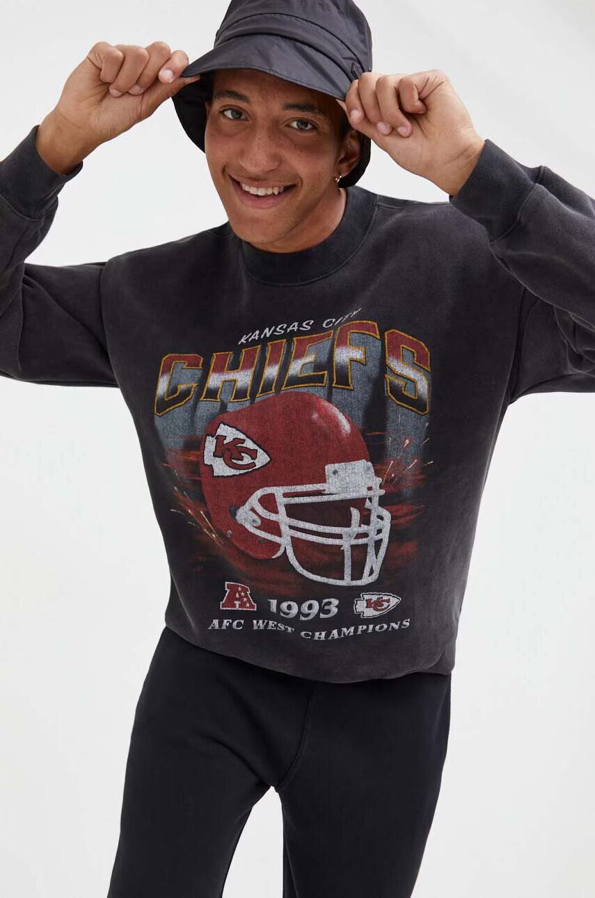 Abercrombie & Fitch Суичър x NFL