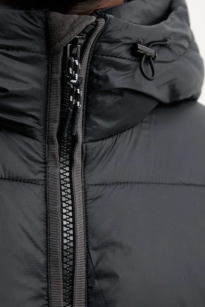Abercrombie & Fitch Яке в черно зимен модел KI132-5161-900