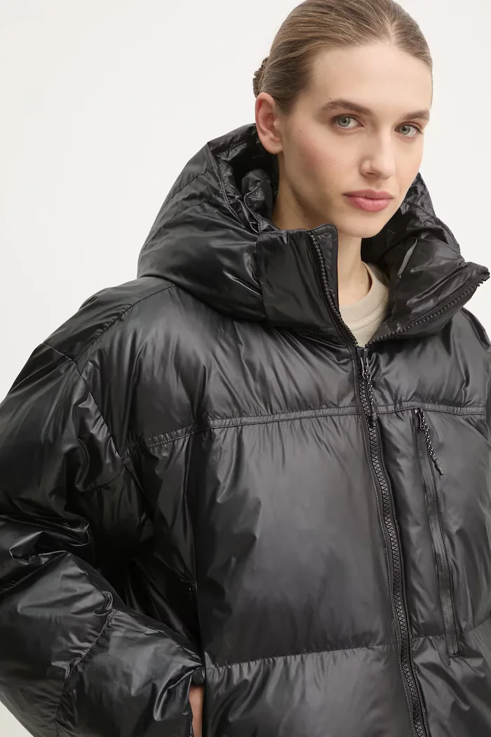 adidas by Stella McCartney Яке TrueNature в черно зимен модел IW9842