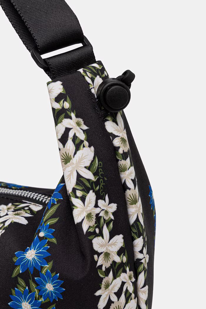 adidas чанта crossbody дамска x Farm Rio черна KR4082