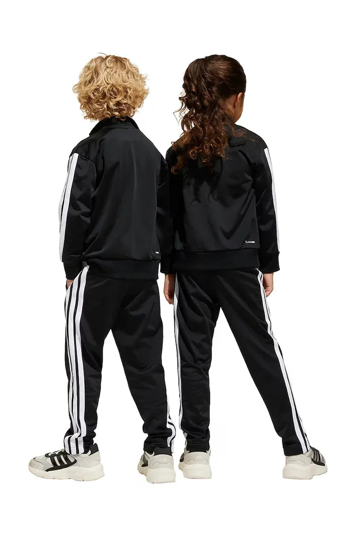 adidas Детски анцуг в черно JC7513