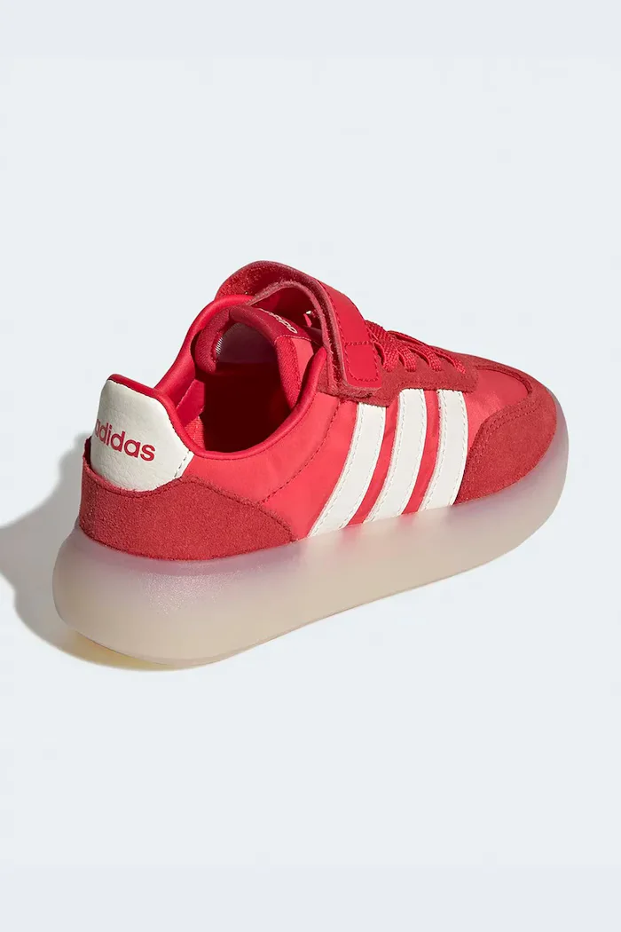 adidas Детски маратонки BARREDA DECODE в червено JP6725