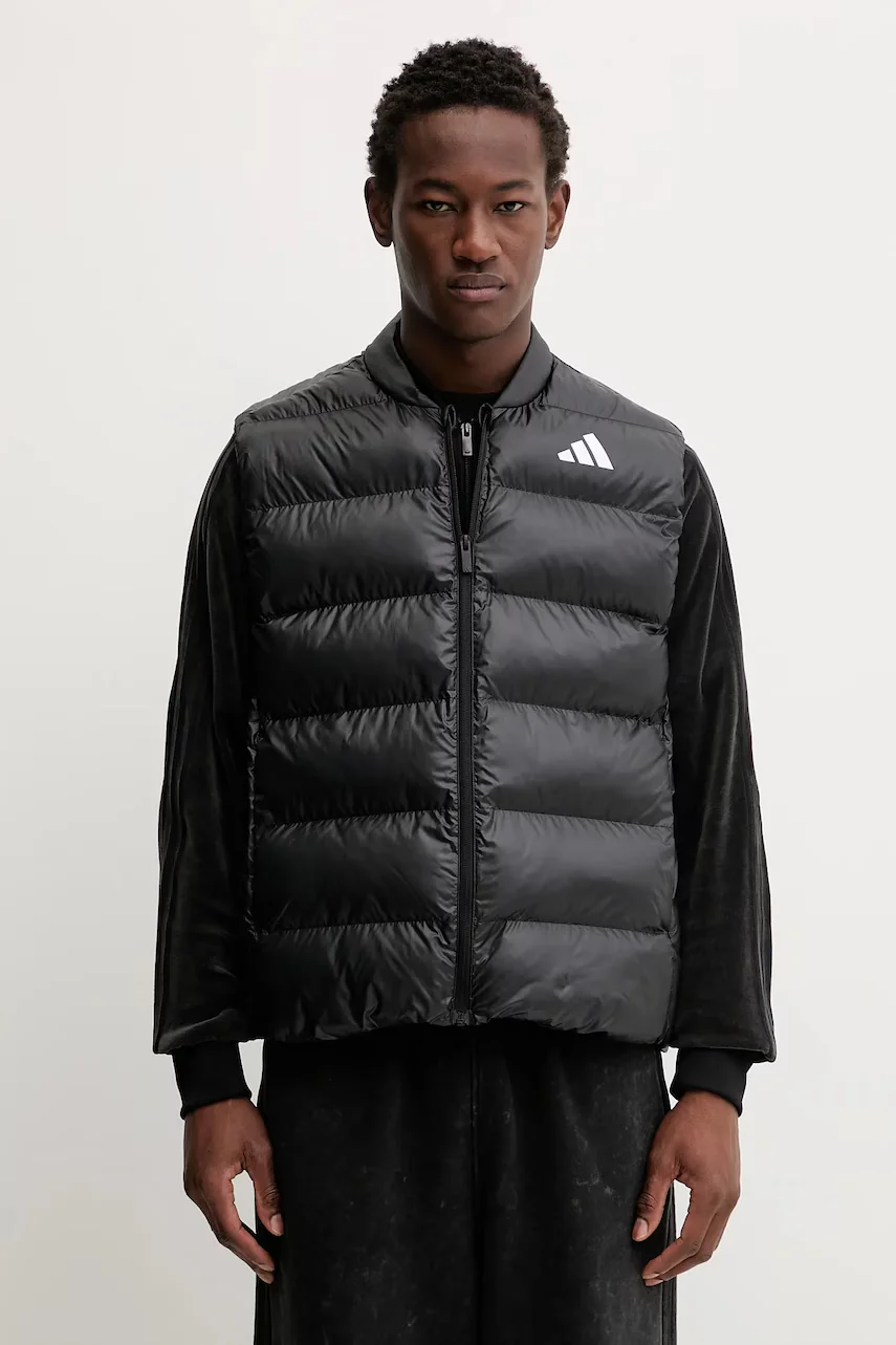 adidas Елек Essentials
