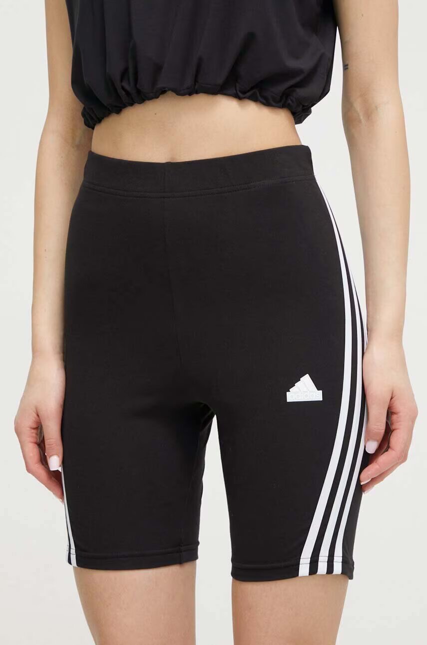 adidas Къс панталон