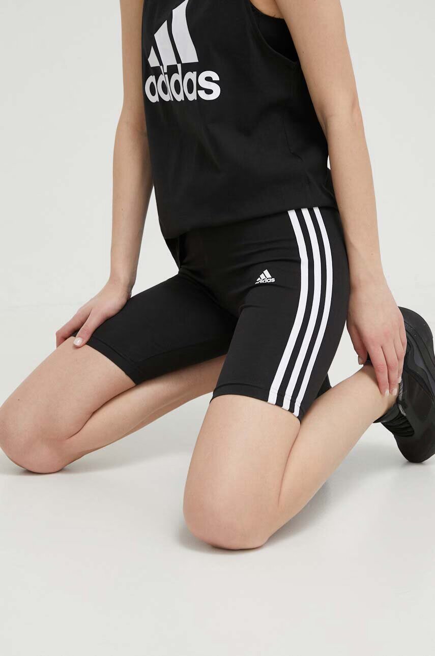 adidas Къс панталон GR3866