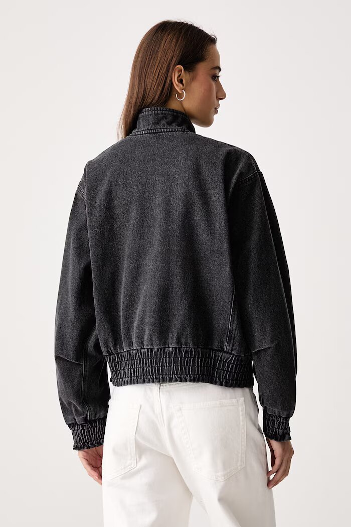 adidas късо яке дамско от деним Denim Pack черно KV0626