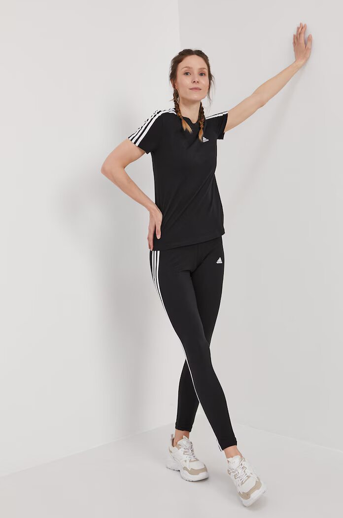 adidas Клин GL0723 дамски в черно с изчистен дизайн