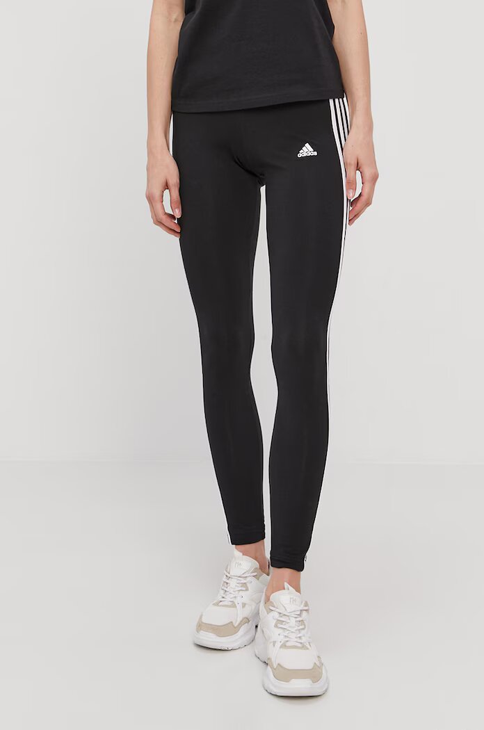 adidas Клин GL0723 дамски в черно с изчистен дизайн