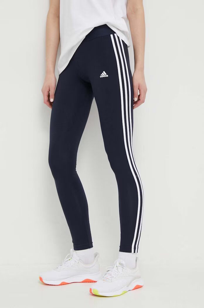 adidas Клин H07771 дамски в тъмносиньо с изчистен дизайн H07771