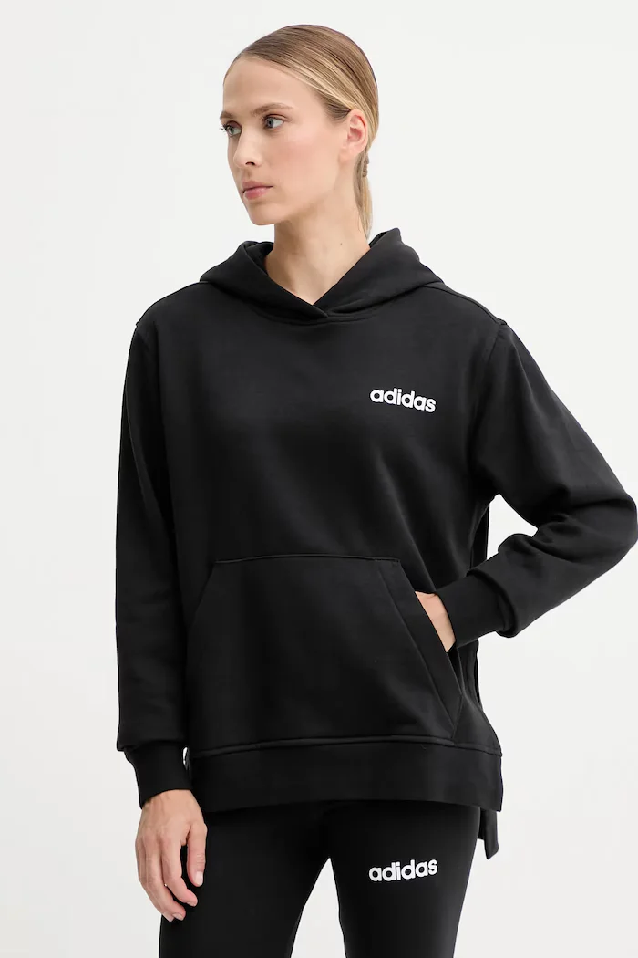 adidas Комплект Leisure в черно JX0474