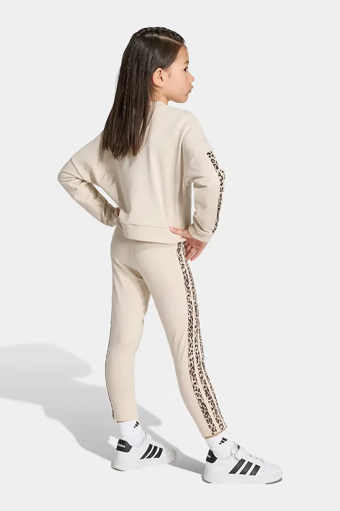 adidas комплект за деца с памук бежов KC7210
