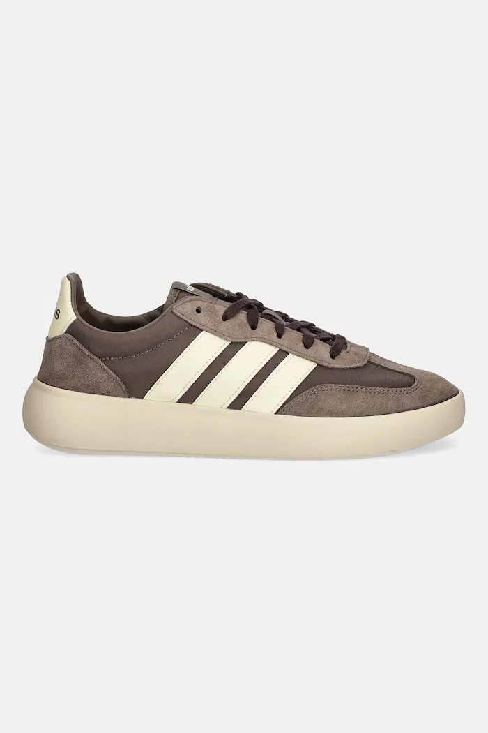 adidas Маратонки Barreda Decode в кафяво JR3519