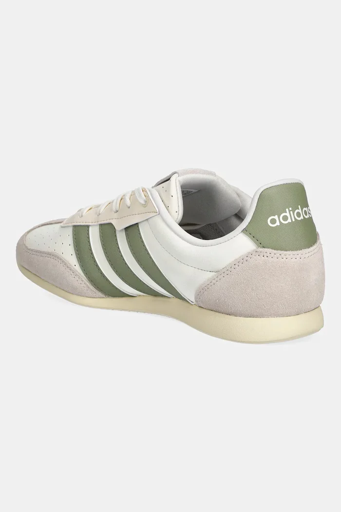 adidas Маратонки Barreda L0 в бежово HQ7388