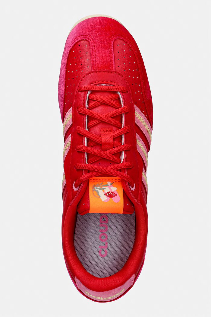 adidas Маратонки Barreda в червено KI3362