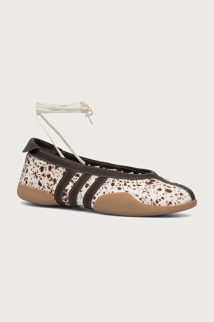 adidas Originals балеринки от кожа Taekwondo Mei Ballet бежови KI0402