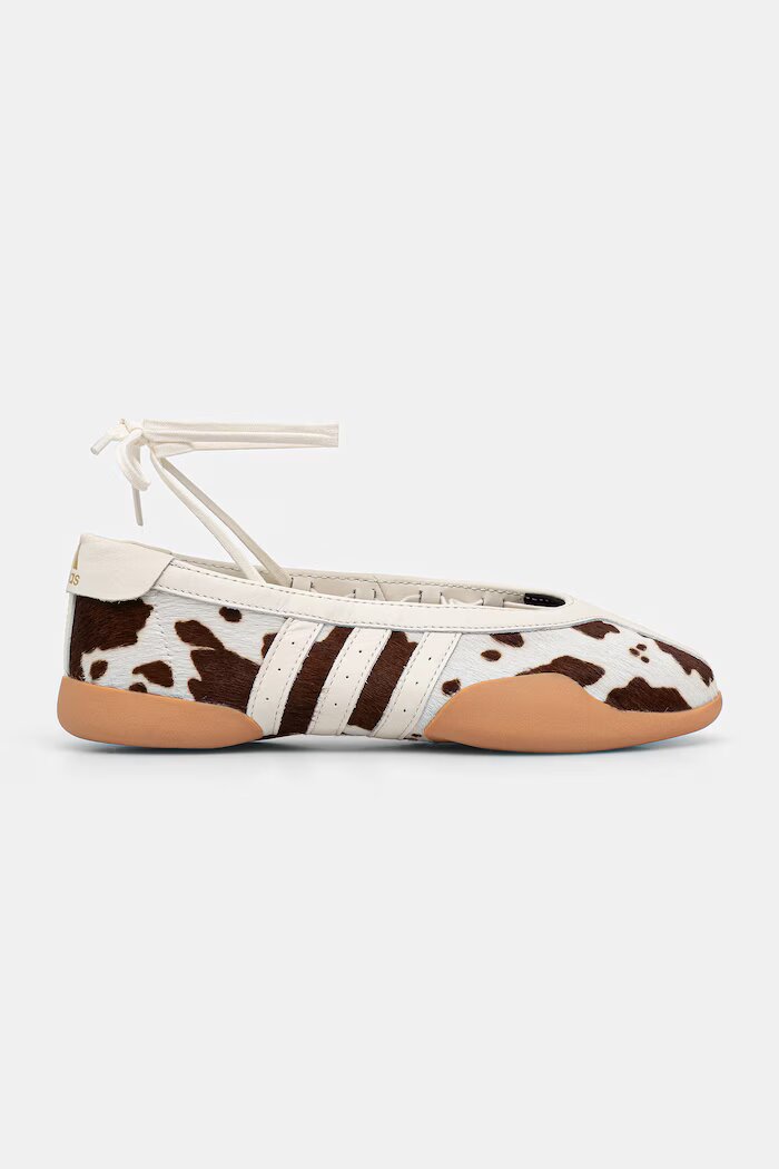adidas Originals балеринки от кожа Taekwondo Mei бежови KJ0229