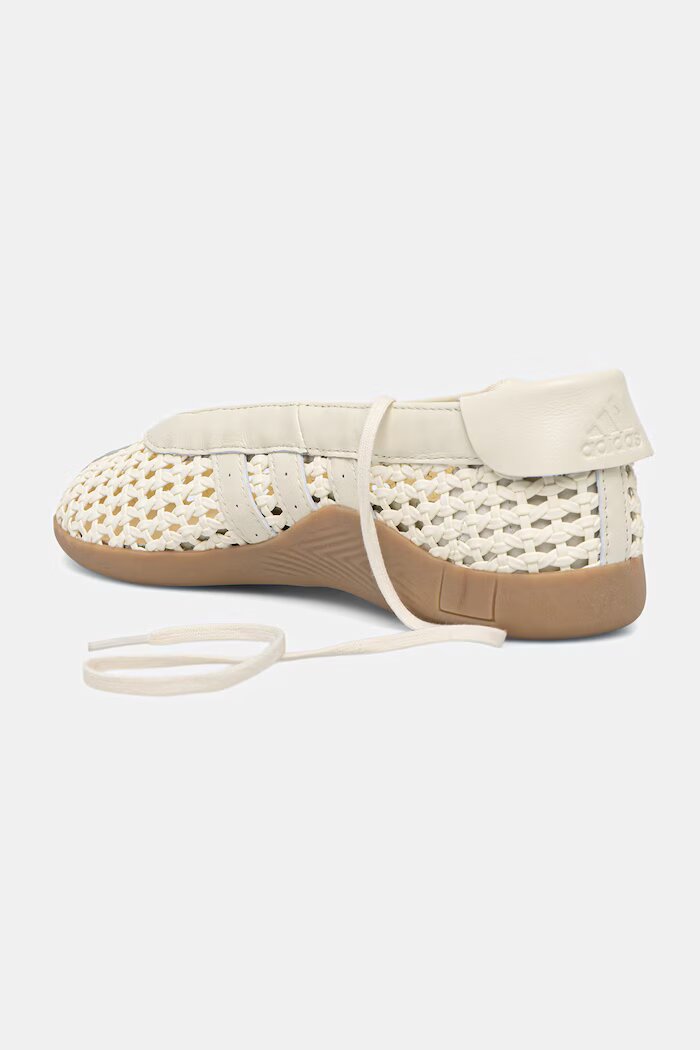adidas Originals балеринки Taekwondo Mei бежови KI3582