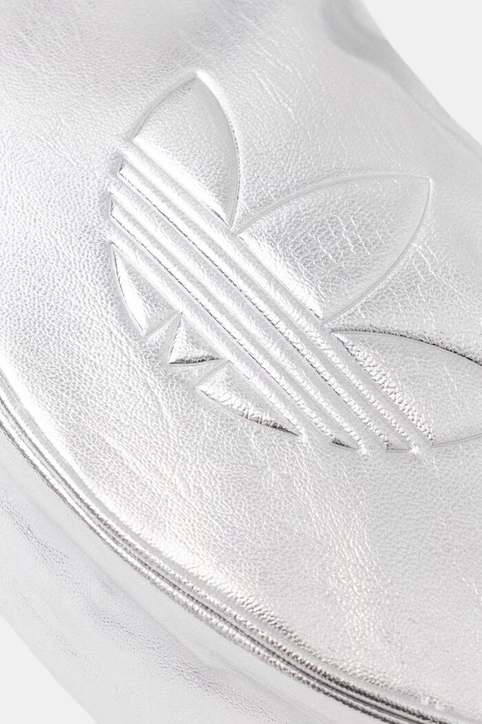 adidas Originals чанта тип хобо дамска от имитация на кожа Adicolor сребърна KR1562