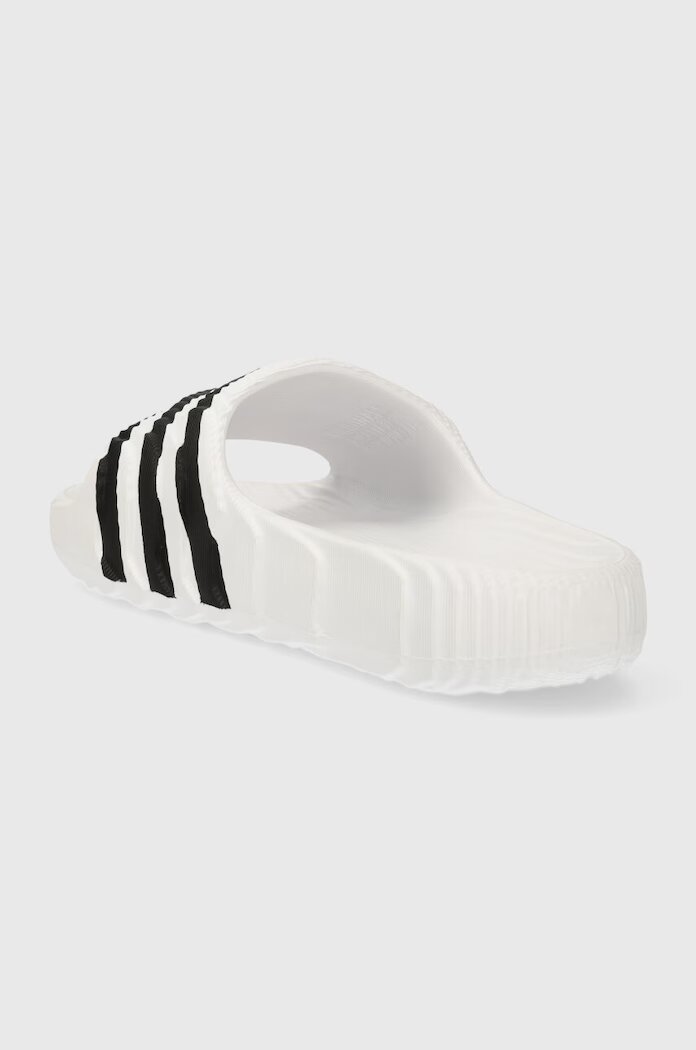 adidas Originals Чехли Adilette 22 в бяло IF3668