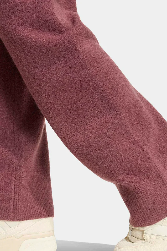 adidas Originals дамски Essentials Knit розов със стандартна талия IA4436