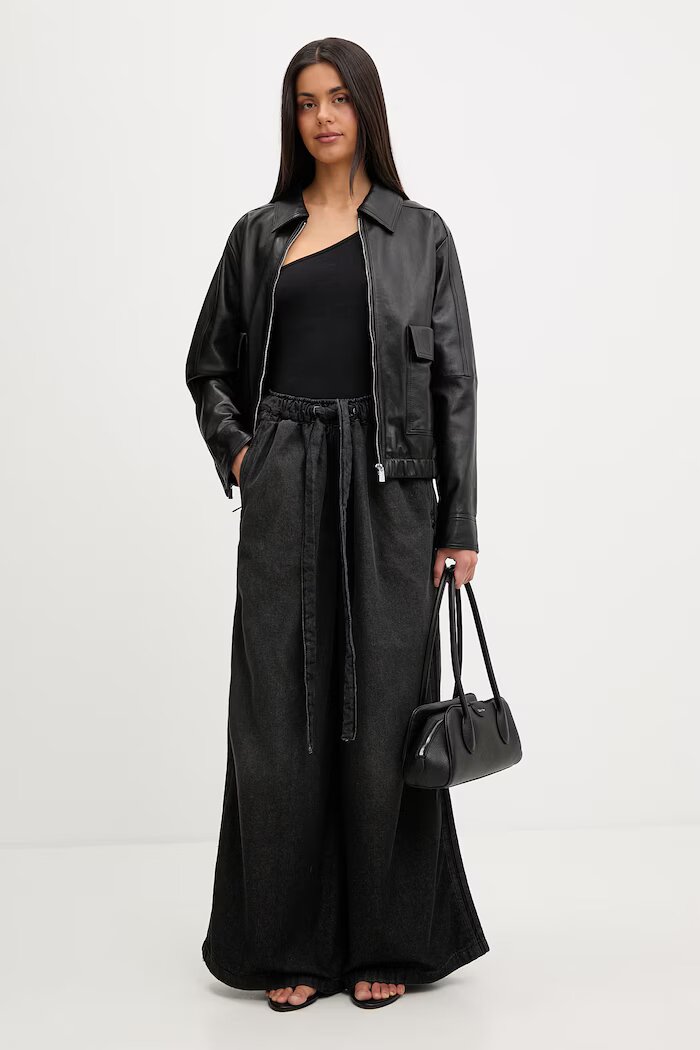 adidas Originals дънки wide leg дамски Essentials черни KD3919