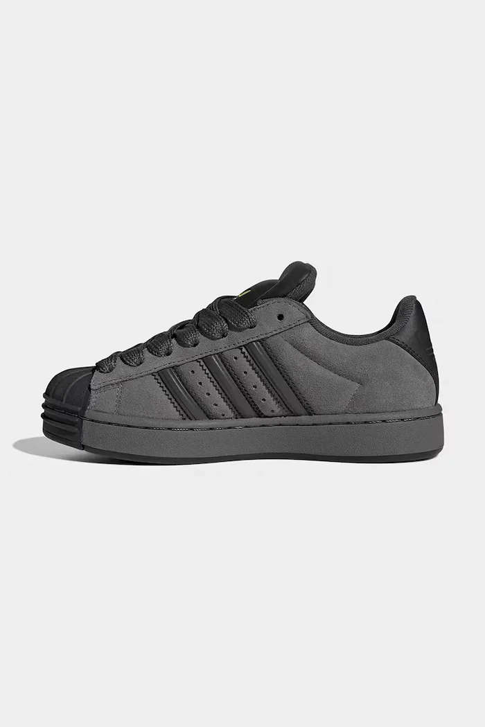 adidas Originals Детски маратонки SUPERSTAR ST в черно KJ1193