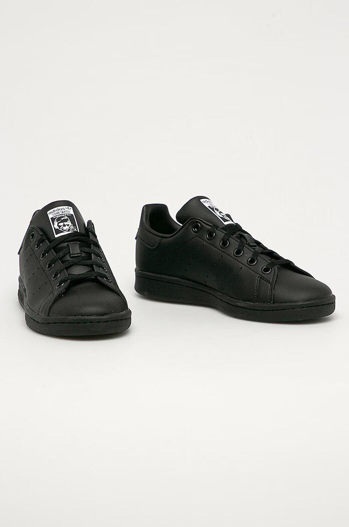 adidas Originals Детски обувки FX7523 в черно FX7523