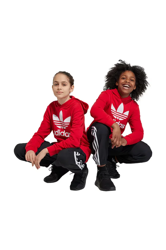 adidas Originals Детски панталон в черно с апликация