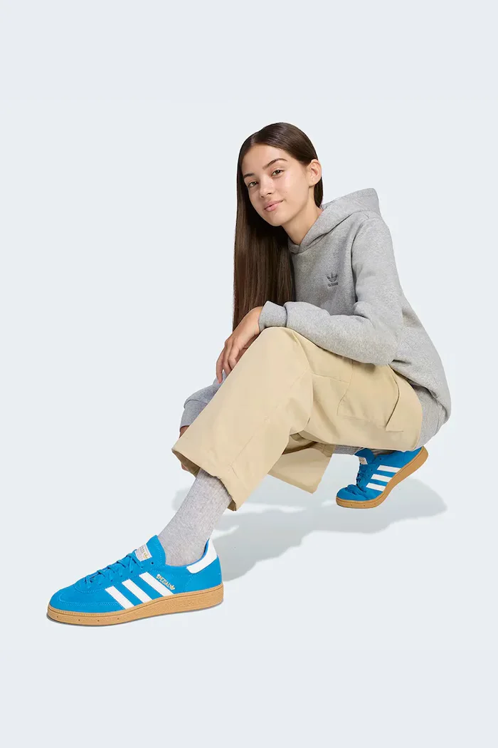 adidas Originals Детски панталон в жълто с изчистен дизайн KE0408