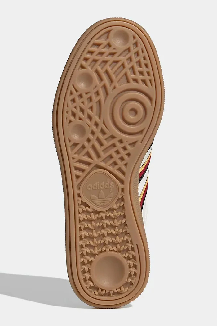 adidas Originals Детски велурени маратонки HANDBALL SPEZIAL в бежово HP3711
