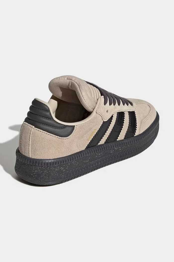 adidas Originals Детски велурени маратонки SAMBA XLG в бежово JP9520